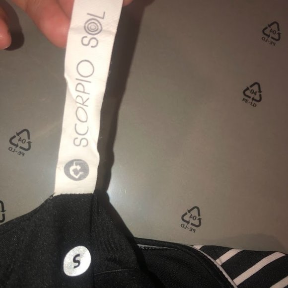 SCORPIO SOL YOGA ACTIVEWEAR STRIPED CROP TOP BRA SIZE SMALL - Picture 5 of 5